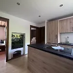 Haus Tirol Bed & Breakfast 3*