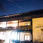 Bed & Breakfast Haus Tirol