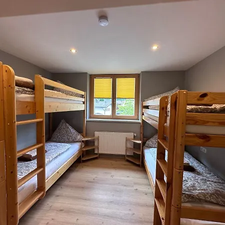 Oda ve Kahvaltı Haus Tirol 3*